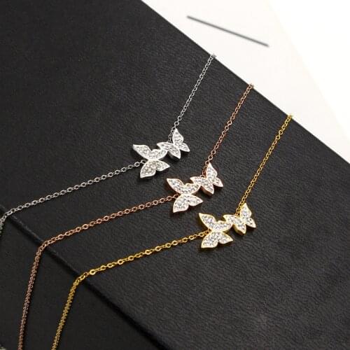Fashion Simple Temperament Crystal Size Double Butterfly Flying Pendant Necklace Woman Necklace Jewelry Wholesale For Woman Gift