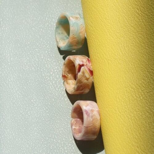 Korea Fashion Vintage Simple Aesthetic Plastic Colorful Acrylic Thick Round Rings For Women Girls Jewelry Accessories Gifts