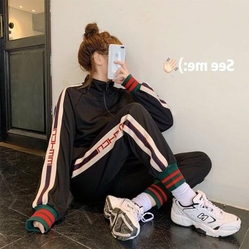Leisure sports suit womens autumn and winter new loose fashion Plush sweater running two piece suit fashion 1108