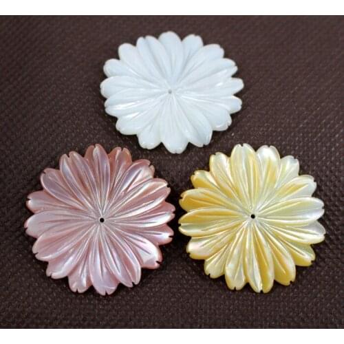 3 pieces/lot ) 35mm Mixed colors MOP Mother of Pearl Natural Shell Beads Carved Flower Drilled Pendant focal Beads Charms