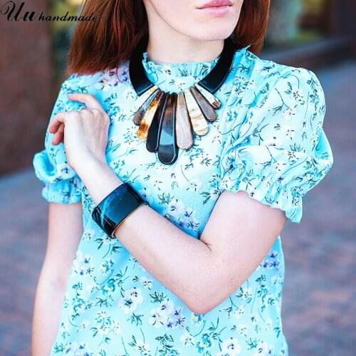 Uu hand made Chokers On The Neck