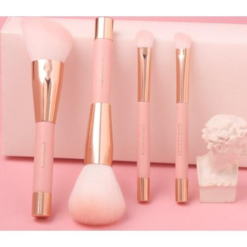 4 Pcs Pink Makeup Brushes Set Cosmetic Eye Shadow Brush Blush Foundation Powder Loose Powder Brush Blending Beauty Make Up Brush
