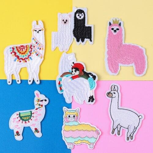 Animal alpaca Embroidered Iron On Patch Clothes DIY Badges Small sheepPatches For Clothing Backpack Cowboy Jacket Stickers