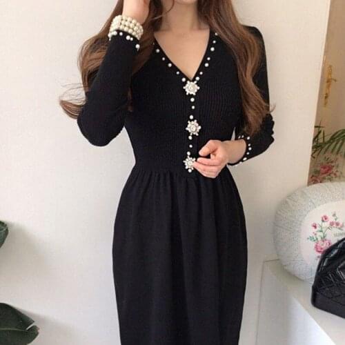 2021 Autumn Winter New One-Piece Korean Retro Elegant V-Neck Beaded Fashion Thick Warm Slim Long-Sleeved Knitted Bottoming Dress