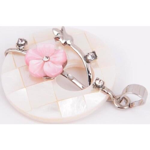 Popular Natural Abalone Shell Pendants Pink Round Gems Beads Flower Zircon Necklaces for Women Charm Jewelry Gifts D527