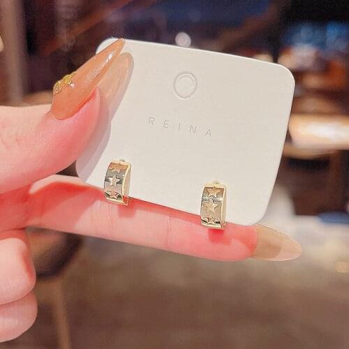 Fashion Elegant Hollow Out Star Circle Hoop Earrings for Women Retro Jewelry Female New Delicate Trendy Round Hoop Earrings Gift