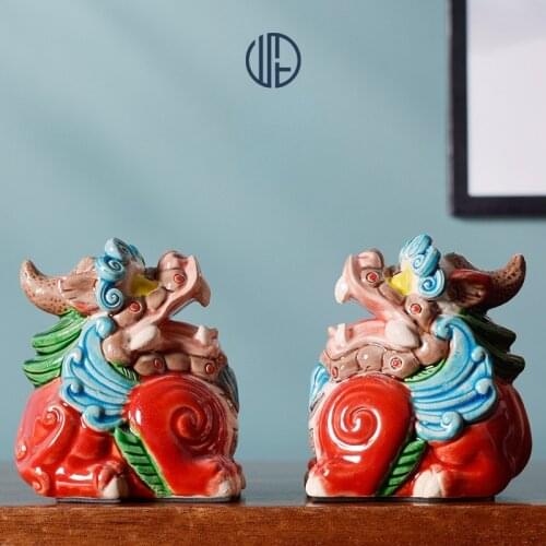 Ceramic China Forbidden City Style Lucky Paixiu Town House Home Decoration Cute Animal Gift Entrance Office Decoration