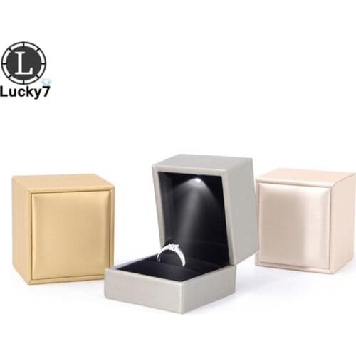 Brushed leatherette led lamp ring box creative lights marriage ring box jewelry packaging display jewelry box for ring case