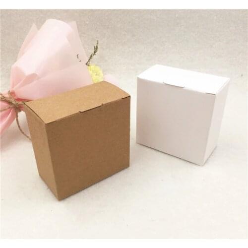 20pcs/lot Kraft /white Paper Candy Box Square Shape Wedding Favor Gift Packing Box /Party Supply Packaging Bag
