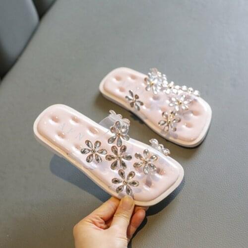 Girls Shoes Princess Shoes 2021 Summer New Little Girl Fashion Slippers Rhinestone Childrens Sandals Soft Bottom Slippers Hot