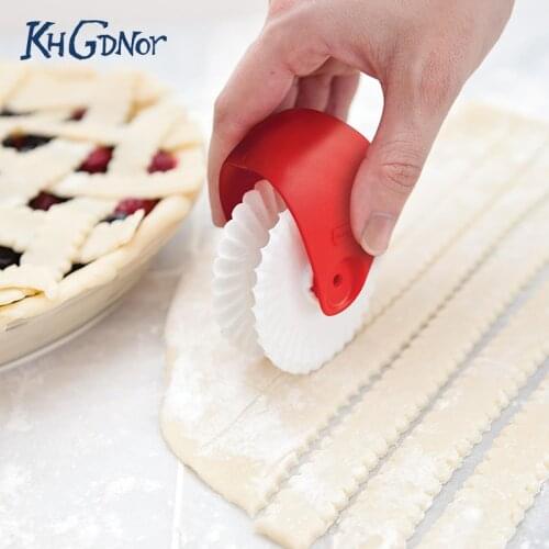 KHGDNOR Pastry Wheel Cutter Plastic Lattice Cutter Pie Crust Ravioli Roller Pastry Crimper Knife Baking Pizza Tool