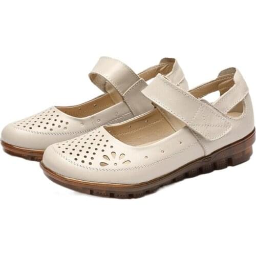 2021 Summer Fashion Womens Sandals Hollow Breathable Comfortable Soft Sole Flat Casual Sandals Leather Womens Shoes