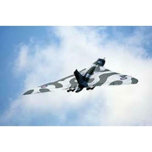 Trumpeter Model Kit 03931 1/144 Scale Avro Vulcan B.MK 2 Plastic Assembly