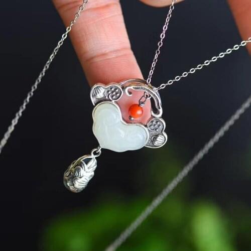 Lucky Ruyi Chinese Style Classical Polo Sterling Silver Collar Womens Retro Style Hetian Jade Small Lock of Good Wishes Choker