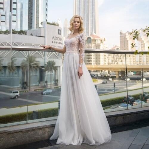 Sheer V-neck with Champagne Lace Applique Crystals Wedding Dress Long Sleeves Beading Belt Bridal Dress vestido de novia princes