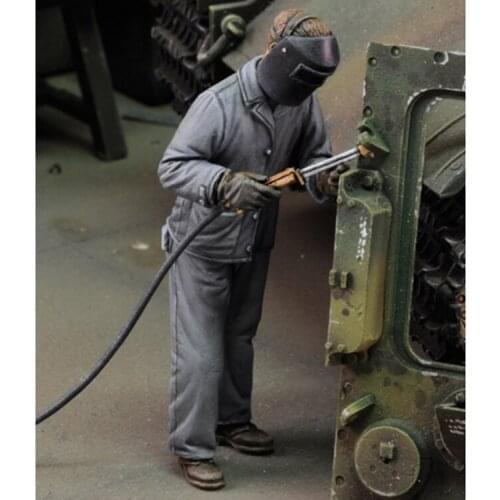 1/35 Resin Model figure GK Soldier WELD MAN - NO. 3 WWII Military theme Unassembled and unpainted kit