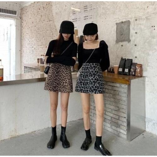 Leopard skirtwith buttocks 2021 new spring summer autumn high waist one-step skirt womens small bag skirt A-line short skirt