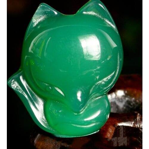 Natural Chinese Green Chalcedony Hand-carved Fox Pendant Fashion Jewelry Men and Women Green Agate Necklace Popular Gifts