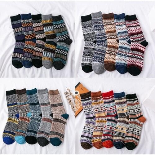 5Pairs/Lot New Winter Men Socks Thick Warm Wool Socks Vintage Christmas Socks Colorful Socks Gift Free Size