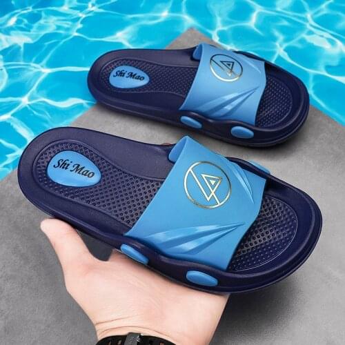 Hot Sale Blue Man Thick Slides Large Size 46 Summer Soft Light Beach Slippers for Men Couple Massage Slippers Men chausson homme
