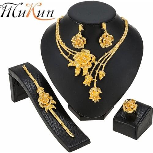 Dubai Fashion Jewelry Sets Necklace Bracelet Flower Shape Pendant Earrings Ring Crystal Jewelry Dubai Bridal Wedding Jewelry