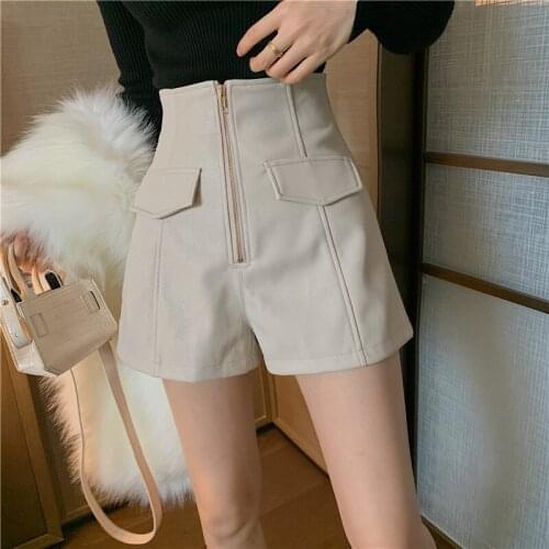 2021 Spring Autumn PU Shorts Women Casual Loose High Waist Leather Shorts Ladies All Match Zipper Black White Wide leg Shorts
