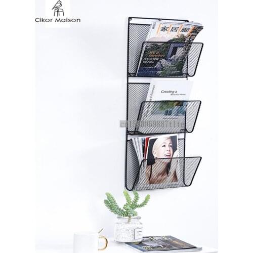 Nordic ins iron wall bookshelf concise modern wall-mounted magazine newspaper creative bookshelf