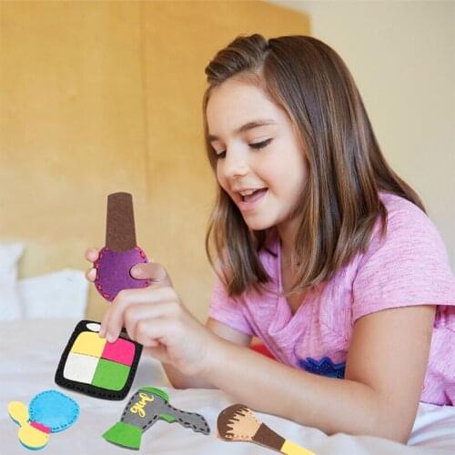 10Pcs SPA Make Up Sewing Kit Sew Stuffed Felt Girl Organizer for Cosmetics Art Craft Make Your Own Ornaments for Girls