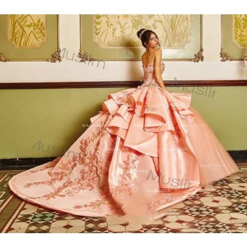 Princess Peach Quinceanera Dresses 2021 Sweetheart Beaded Balll Gown Sweet 15 Dress Corset Masquerade Prom Dress With Appliques