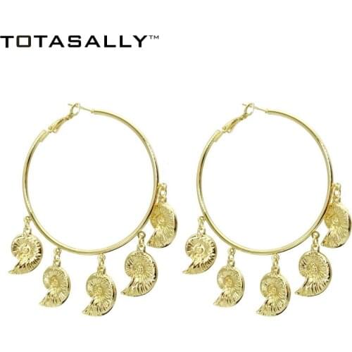 TOTASALLY Ocean Seashell Earrings for Women Summer Beach Nature Shell Big Hoop Earring Cowries Jewellry Collection Wholesale