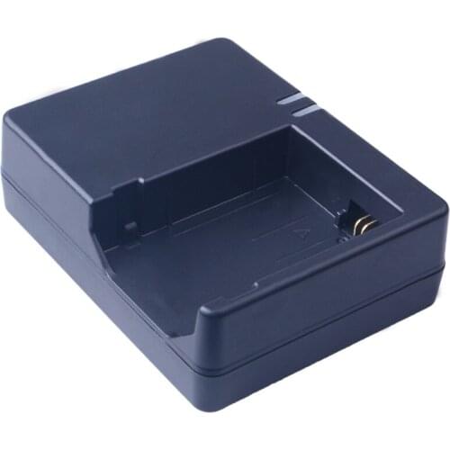 Camera Battery Charger For Canon LP-E8 EOS 550D / 600D / 650D / 700D Cameras Battery AC Charging Adapter 100V-240V 50/60HZ