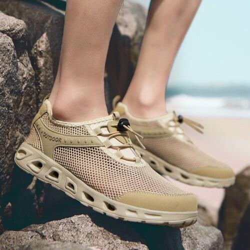 Summer Men Fashion Casual Mesh Shoes 2020 Outdoor Breathable Lightweight Mens Black Sneakers Big Size Zapatillas Deporte Hombre