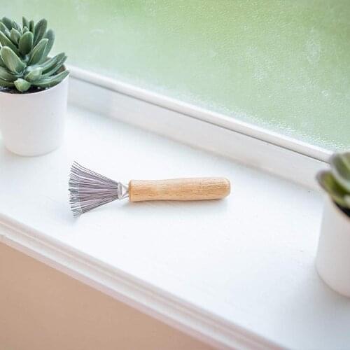 2 Pcs Wooden Comb Cleaner Delicate Cleaning Removable Hair Brush Comb Cleaner Tool Handle Embeded Hair Cleaning Brush Comb Tools