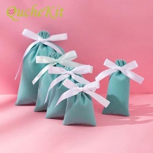 50pcs Green Velvet Packaging Bags For Packaging Jewelry Organizer Christmas Birthday Candy Gift Bag Makeup Lipstick Storage Bag