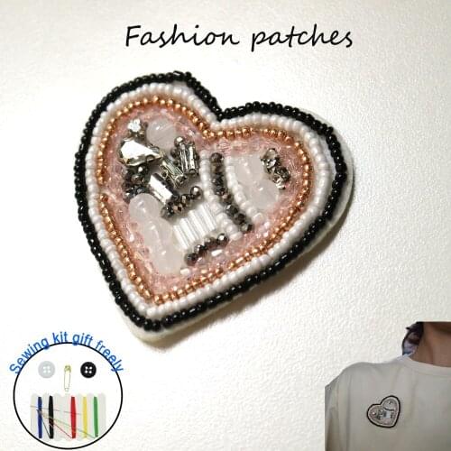 Fashion pearl heart beaded appliques patches for clothing DIY sew on rhinestone patch Embroidery parches bordados para ropa