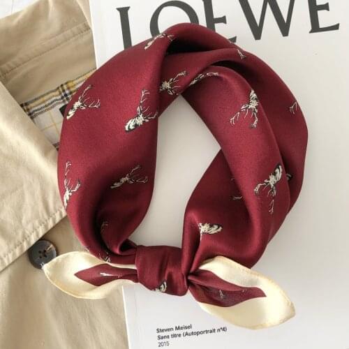 Women Fashion High Quality Animal Deer Printed Christmas Present Bag Head Decoration 53X53Cm Small Square 100% Silk Scarf Skinny