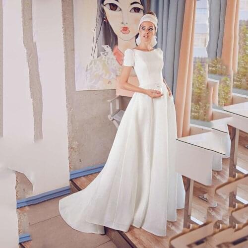 UZN Boho Wedding Dress Ivory A-Line Scoop Neck Bridal Gowns Open Back Short Sleeves Brides Dress Custom Made