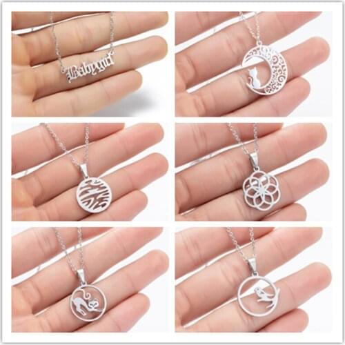 Womens Cute Cat Pendant Necklace Round Wave Letter Necklace Street Style Korean Fashion Necklace Jewelry Gift HalloweenGift2020