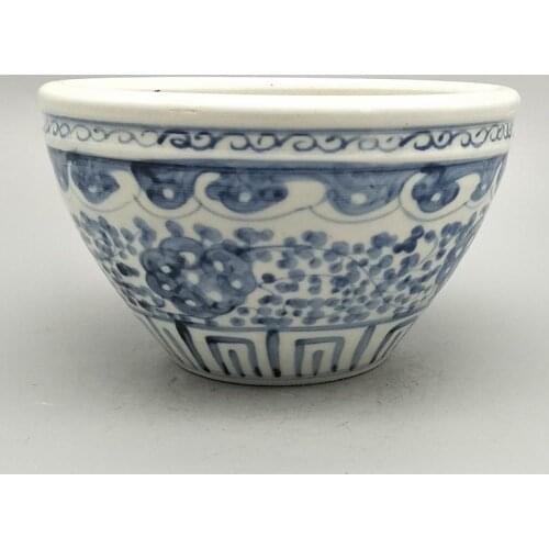 Jingdezhen Porcelain China Porcelain Blue And White Porcelain Water Tank Fish Tank Fish Algae Grain Tank Arhat Tank Home Gift