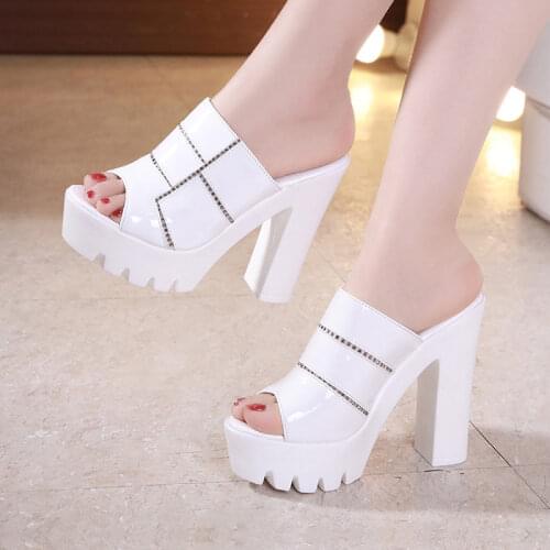 Plus Size 32-43 High Heels Slippers Women Platform Shoes Summer 2020 Block Heel Patent Leather Slides Ladies Slippers for Office