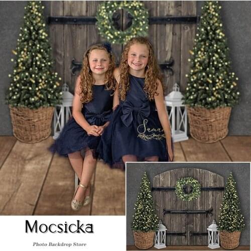Christmas Backdrop Xmas Tree Decor Gray Wall Vintage Wooden Door Photography Professional Photo Props Studio Booth Background