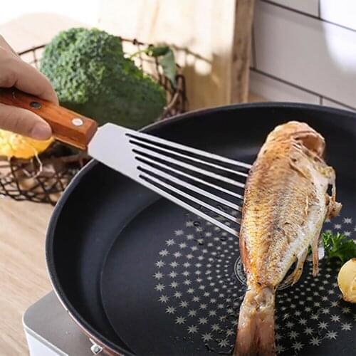 Kitchen Non-slip Stainless Steel Frying Spatula Leaky Shovel Fish Slice Cookware Wood Non-slip Rust-proof Cookware Utensils 2