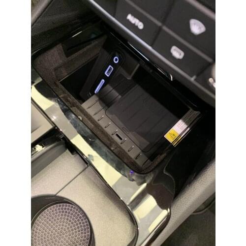 Qi Car wireless charger for Massarati Levante 2016 2017 -2019 For iPhone Xs Max X XR Samsung S10 S9 Infrared Fast Phone Holder