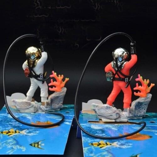 1pcs New Unique Design Treasure Hunter Astronauts Fish Tank Ornament Landscape Aquarium Decoration Accessories