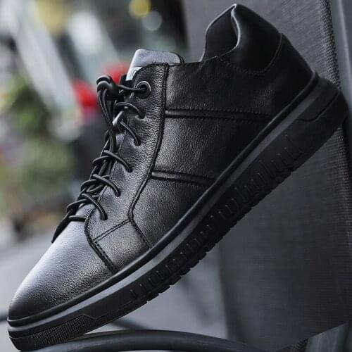 Fashion Sneakers Genuine Leather Casual Shoes Men Classic Black Male Shoes Leather Shoes Spring Sneakers