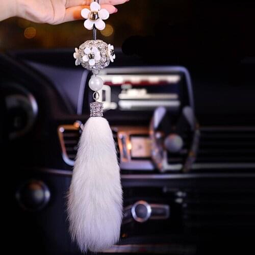 Small Daisy Fox Hair Car Pendant Car Interior Ornament Female Creative Cute Female Car Charm on Car Pendant Hanging