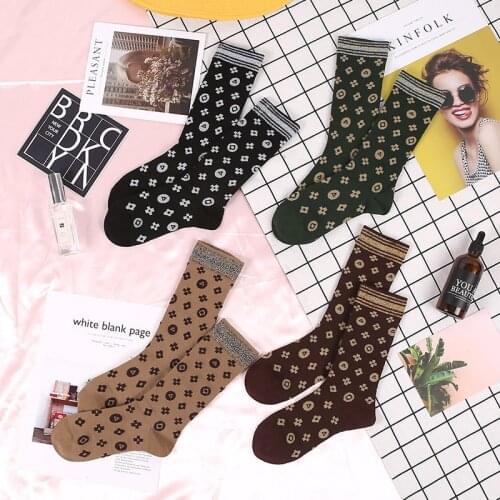 Four pairs of Hot Sale Men and Women Cotton Socks in 2020 Casual fashion and Colorful