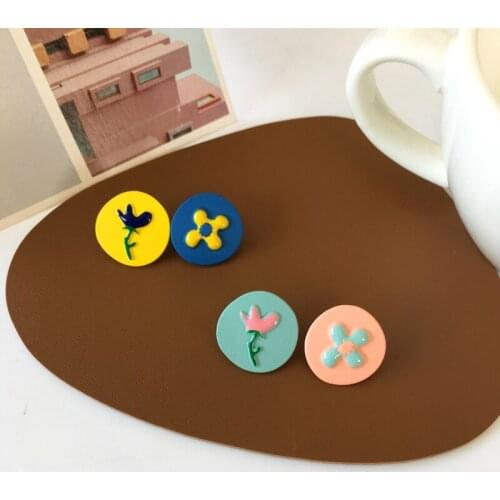 Flowers Graffiti Simple Cute Earrings Round Asymmetric Korean Earings