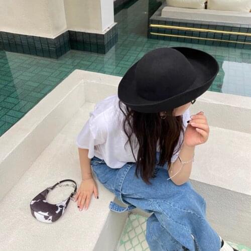 French Retro Black Red Bowler Hat Curling Basin Hats For Women Autumn And Winter Fashion Church Hat Felt Hat Derbies Femme Bone