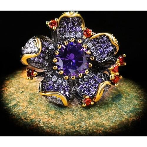 2021 New Unique Purple Diamond Flower-Shaped Black Gold Ring Zircon Shiny Jewelry Elegant Party Womens